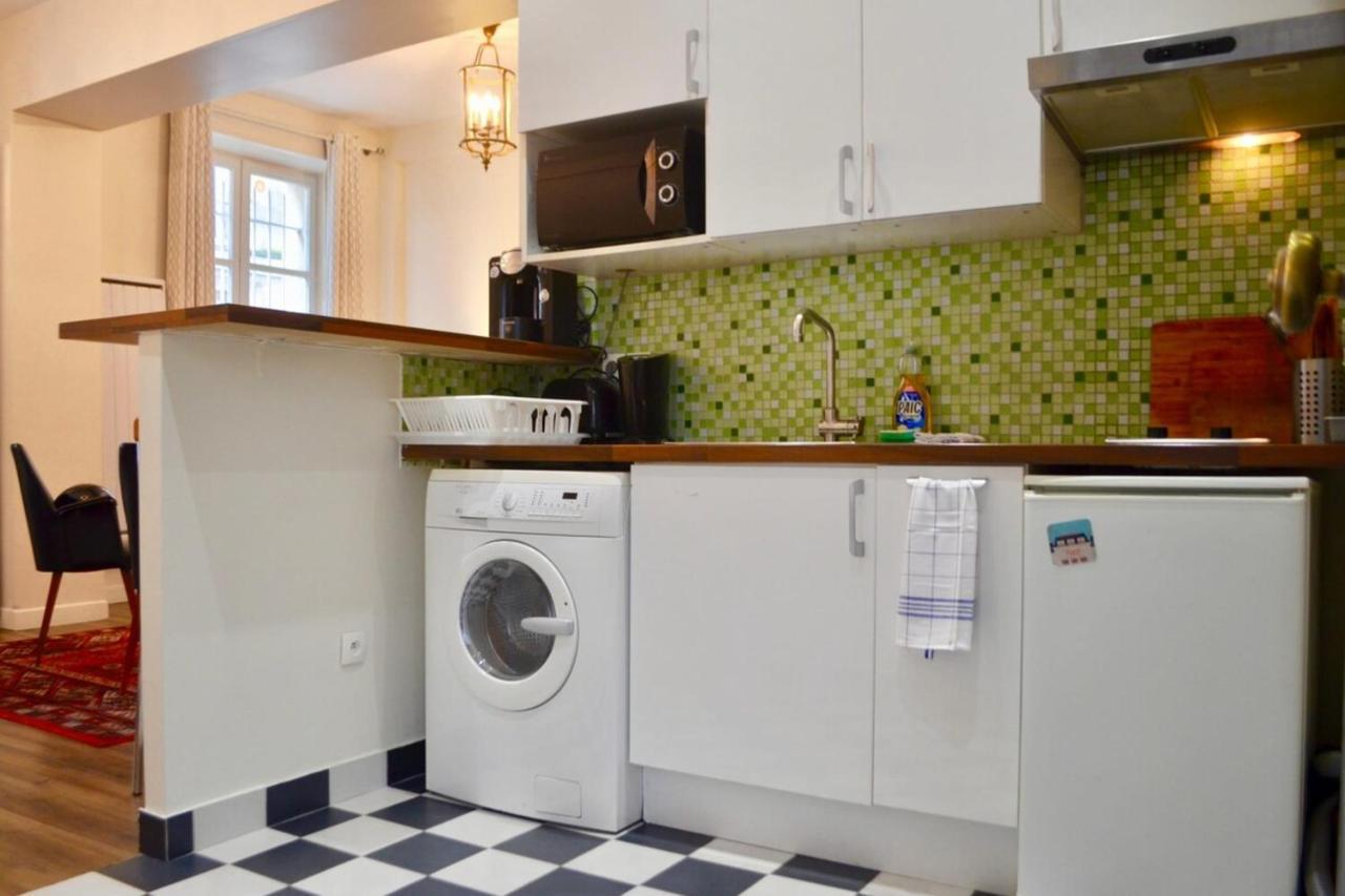 1 Bedroom In The Heart Of The Marais Area * Parijs