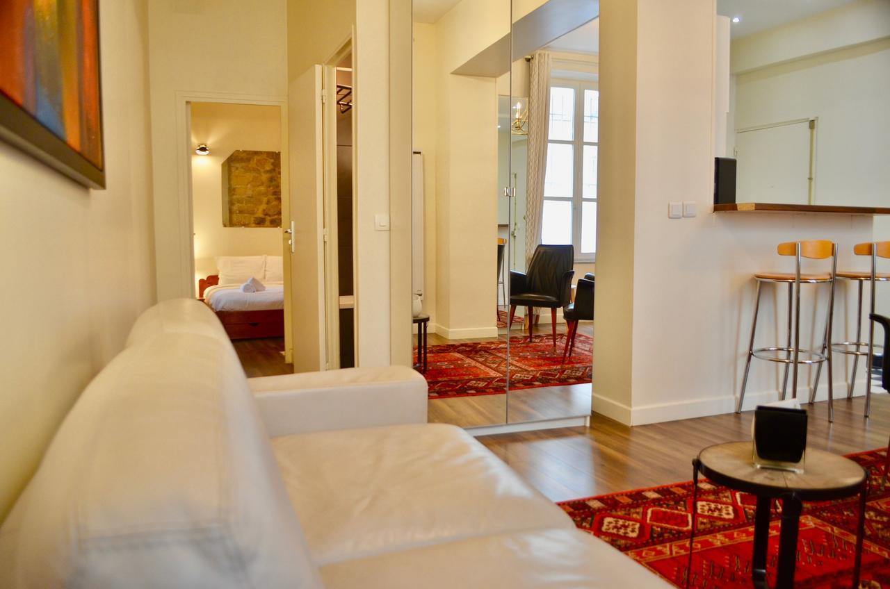 1 Bedroom In The Heart Of The Marais Area Parijs
